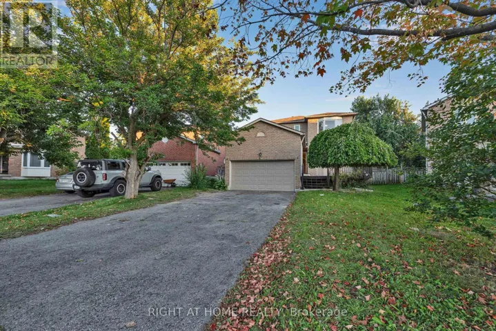 45 BLAIR CRESCENT, Barrie (Grove East), Ontario L4M5Y6