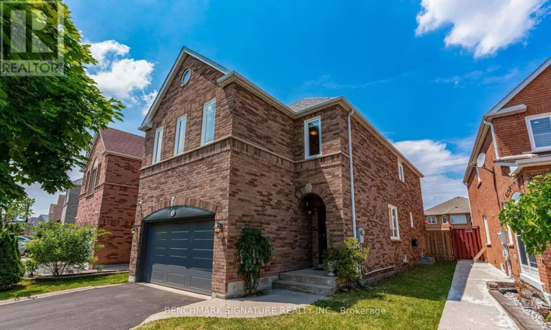 36 TWISTED OAK STREET, Brampton (Sandringham-Wellington), Ontario L6R1T1