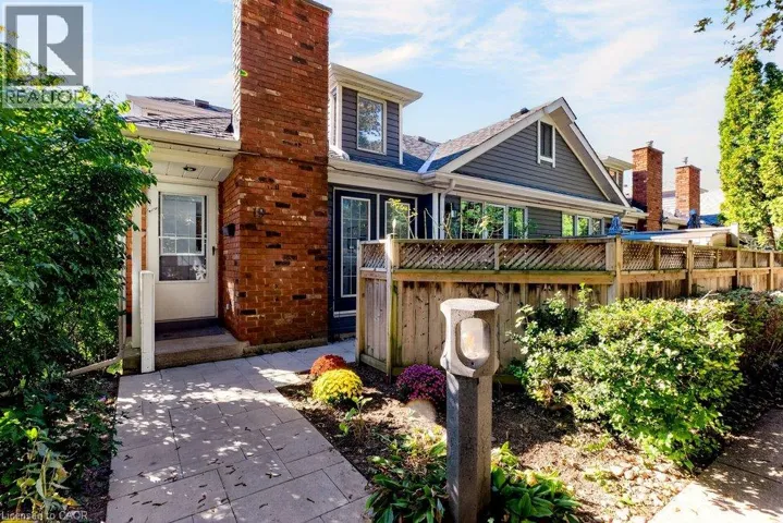 175 FIDDLERS GREEN Drive Unit# 19, Ancaster, Ontario L9G4X7