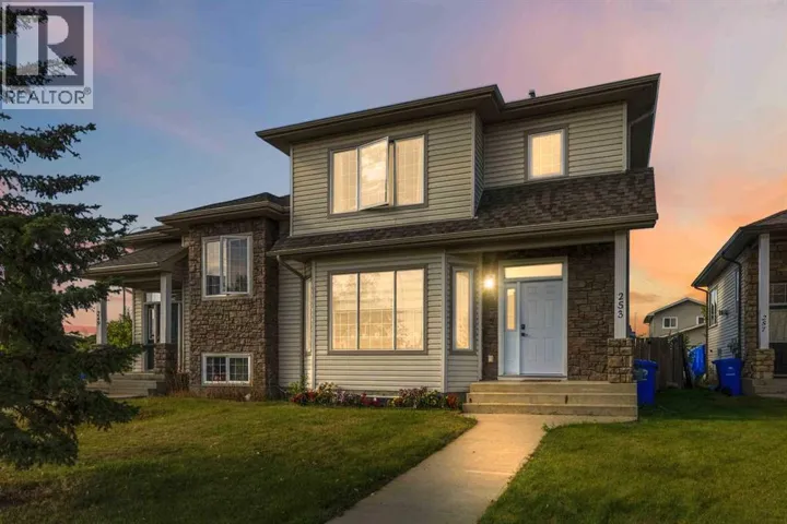 253 Grosbeak Way, Fort McMurray, Alberta T9K0L8