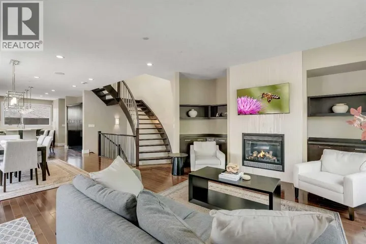 1721 44 Avenue SW, Calgary, Alberta T2T5M4