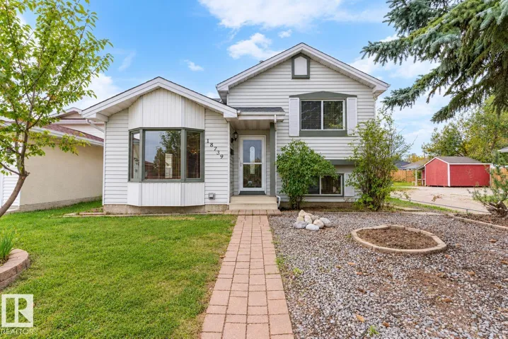 18739 72 AV NW, Edmonton, Alberta T5T5E7