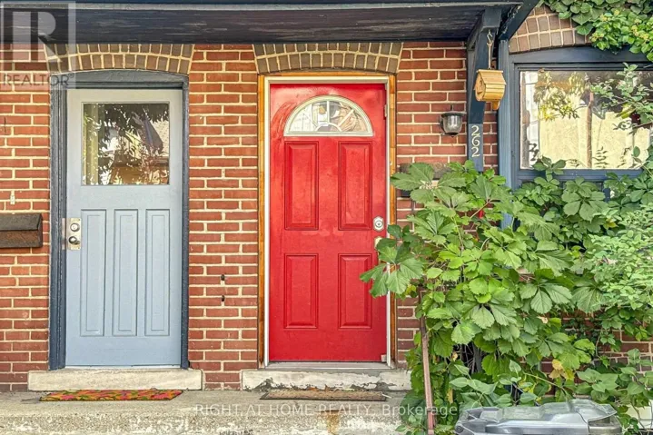 262 LIPPINCOTT STREET, Toronto (University), Ontario M5S2P5