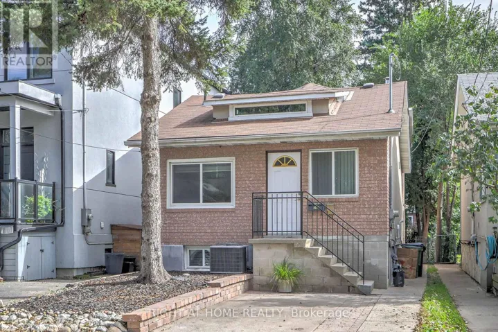 243 COLERIDGE AVENUE, Toronto (Woodbine-Lumsden), Ontario M4C4J2