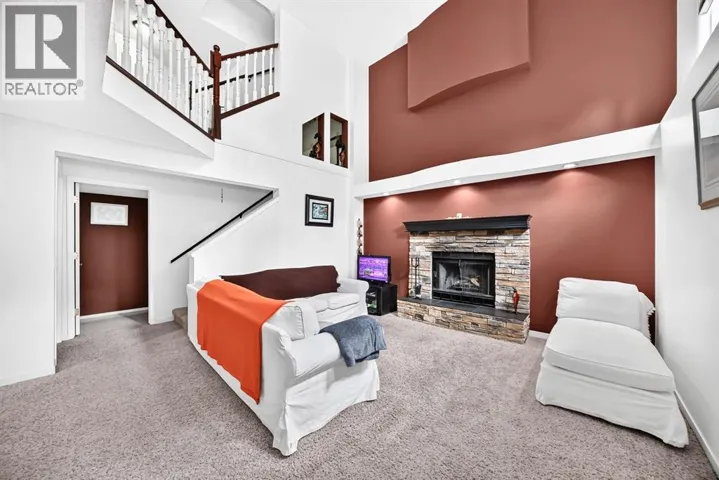 14954 Mt Mckenzie Drive SE, Calgary, Alberta T2Z2L4