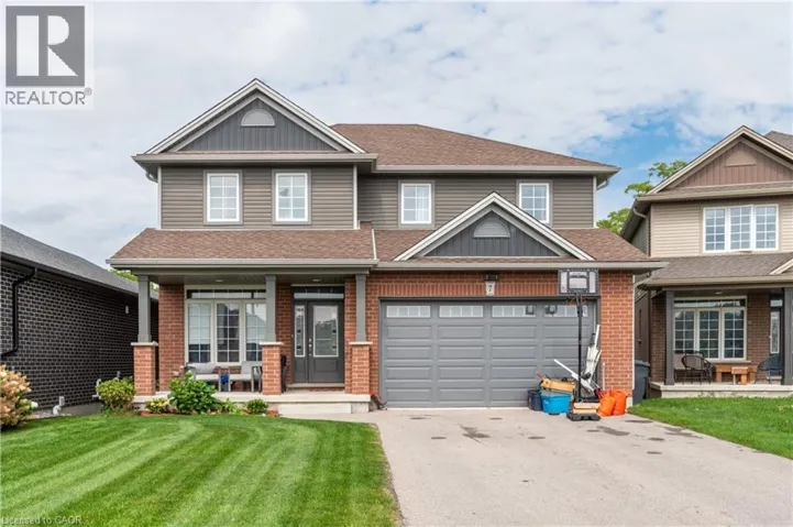 7 MCPHERSON Court, Lyndhurst, Ontario N5P0E5