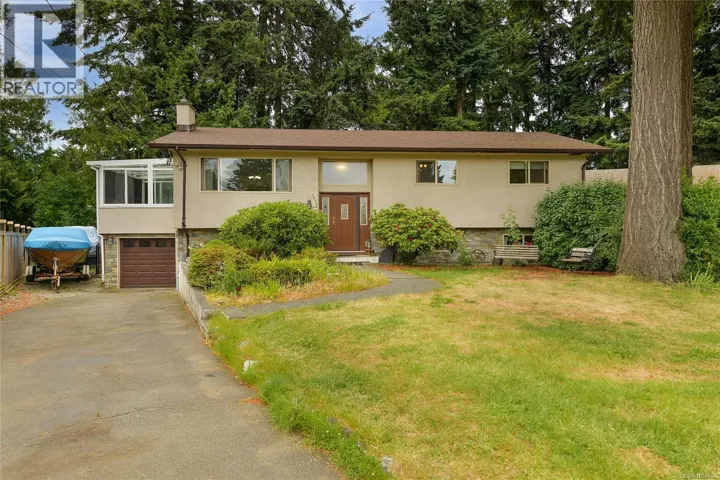 3058 CAROLA Pl, Colwood, British Columbia V9C1N1