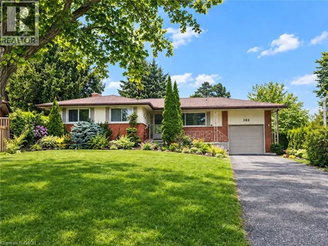 262 CARLAW Place, Waterloo, Ontario N2J3Y9