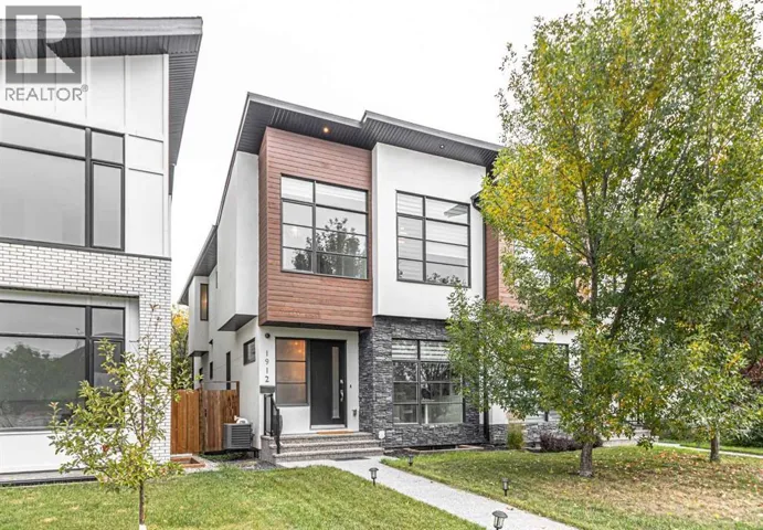 1912 23 Avenue NW, Calgary, Alberta T2M1V8