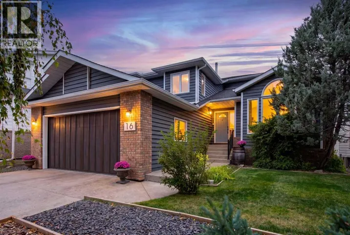 16 Evergreen Gardens SW, Calgary, Alberta T2Y2V9