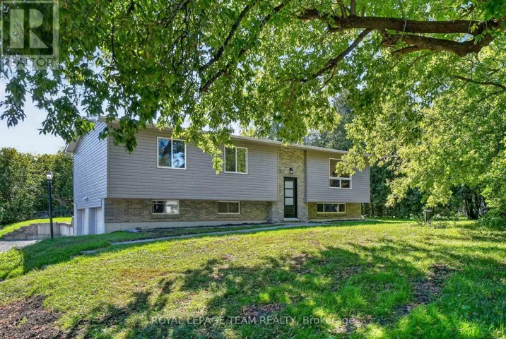 6614 PARKWAY ROAD, Ottawa, Ontario K4P1E5