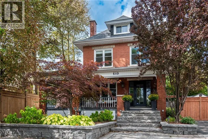 283 PLAINS Road W, Burlington, Ontario L7T1G1