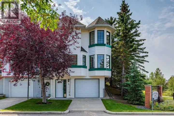 5 Prominence View SW, Calgary, Alberta T3H3M8