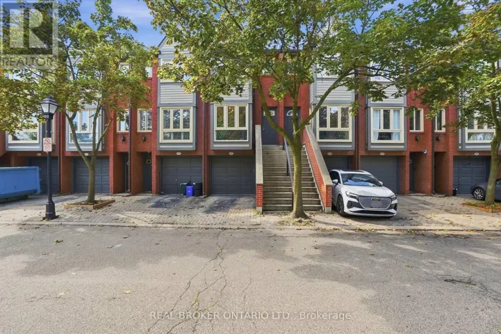 407 - 895 MAPLE AVENUE, Burlington (Brant), Ontario L7S2H7