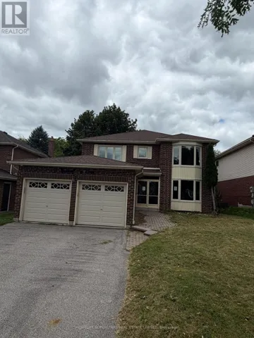 8 BUTTERFIELD CRESCENT, Whitby (Rolling Acres), Ontario L1R1J2