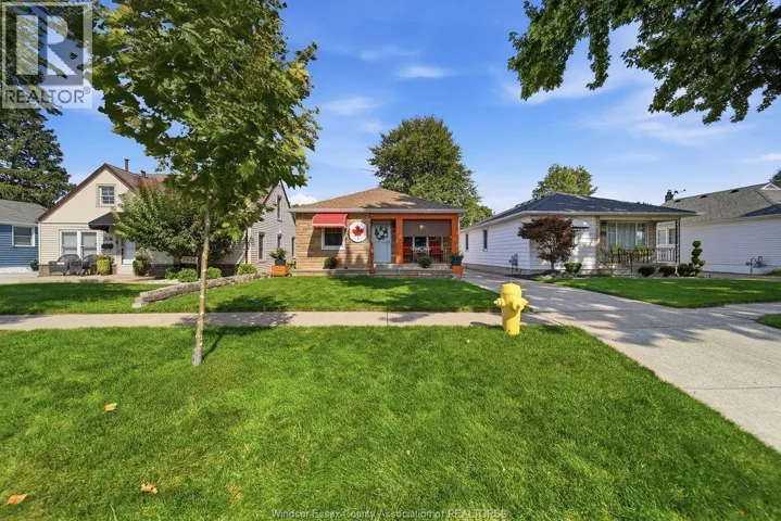 2540 CHANDLER, Windsor, Ontario N8W4B1
