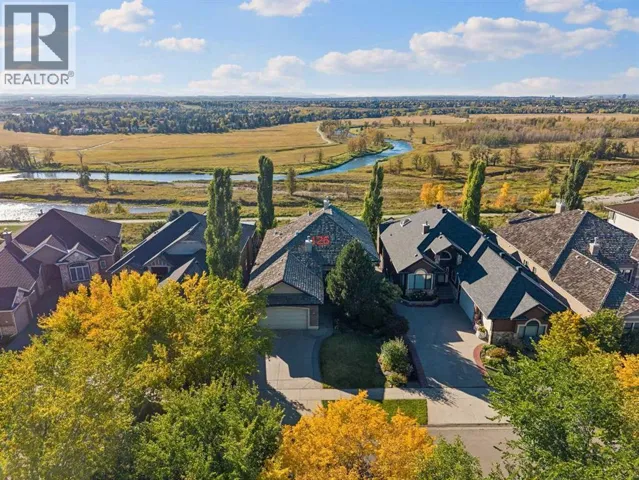 126 Mt Douglas Close SE, Calgary, Alberta T2Z3S2