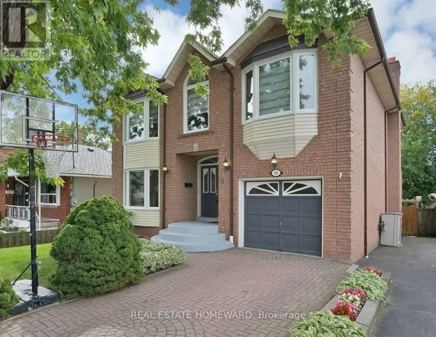 84 MAYBOURNE AVENUE, Toronto (Clairlea-Birchmount), Ontario M1L2W2