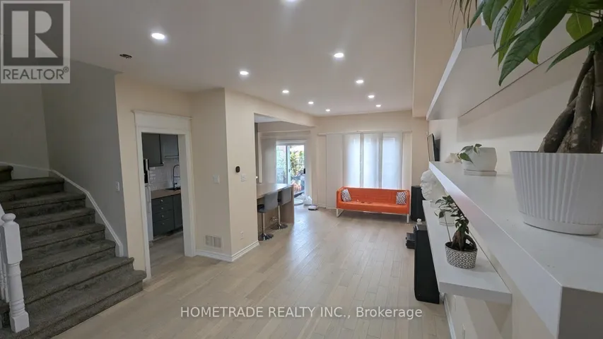 231 DENISE CIRCLE, Newmarket (Summerhill Estates), Ontario L3X2K2