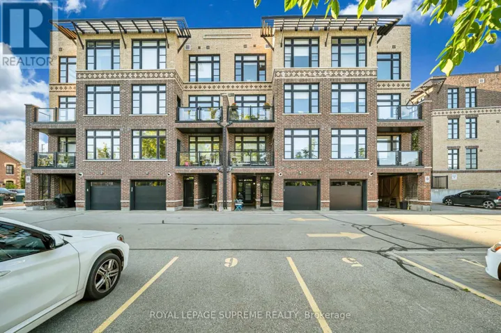 43 - 8167 KIPLING AVENUE, Vaughan (West Woodbridge), Ontario L4L0G4