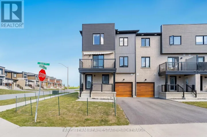 38 SILO MEWS, Barrie, Ontario L9J0V3