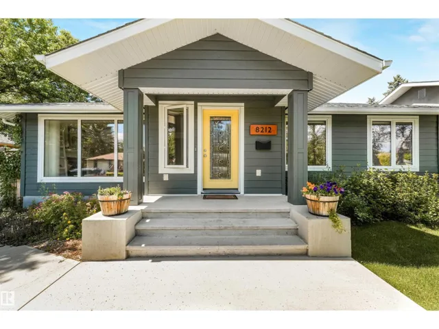 8212 148 ST NW NW, Edmonton, Alberta T5R0Z4