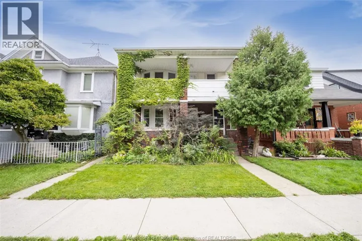 986 WINDERMERE, Windsor, Ontario N8Y3E4