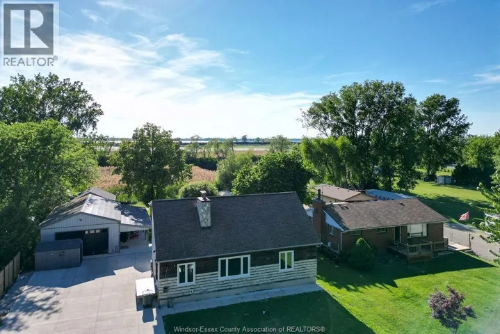 2040 FRONT ROAD North, Amherstburg, Ontario N9V3R3