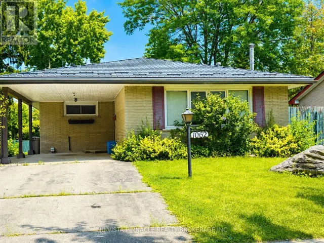 1062 APACHE ROAD, London East (East D), Ontario N5V2W3