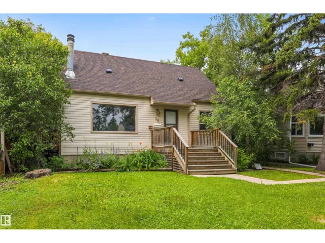 11230 75 AV NW, Edmonton, Alberta T6G0H3