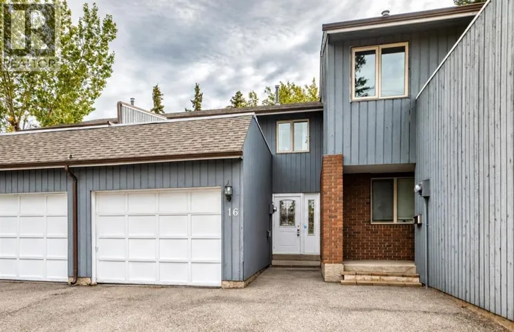 16, 803 Varsity Estates Drive NW, Calgary, Alberta T3B4W5