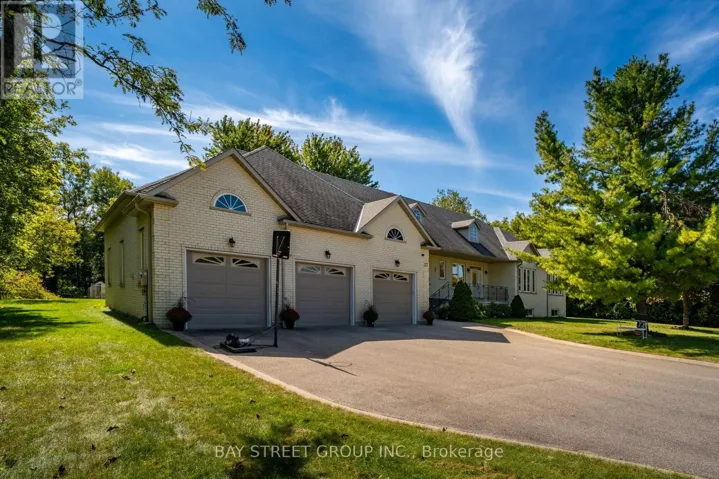 27 GEORGE PIPHER LANE, Whitchurch-Stouffville (Ballantrae), Ontario L4A1M4