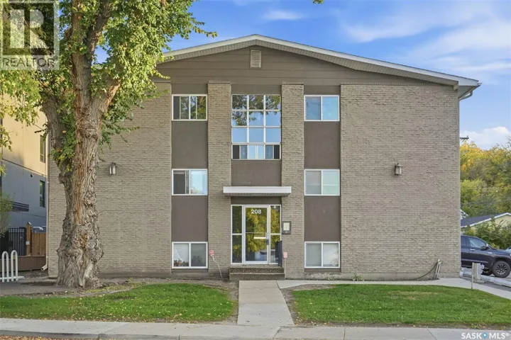 204 208 Saskatchewan CRESCENT E, Saskatoon, Saskatchewan S7N0K6