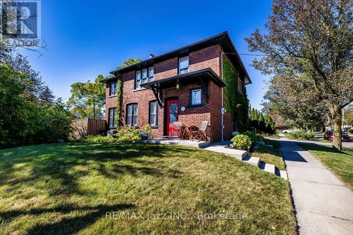 142 ADELAIDE AVENUE W, Oshawa (O'Neill), Ontario L1G1Y8