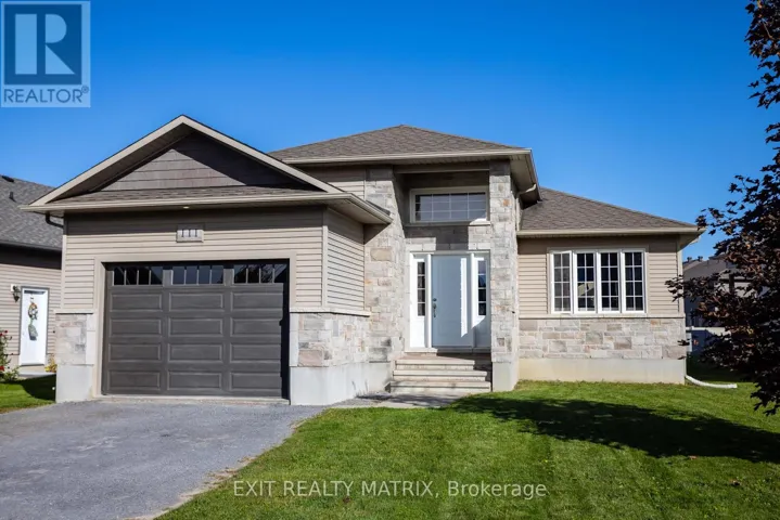 111 YORK CROSSING, Russell, Ontario K4R0C5