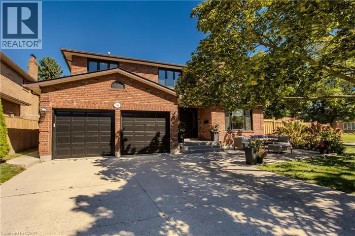 541 HAMBLING Court, Burlington, Ontario L7N3S4