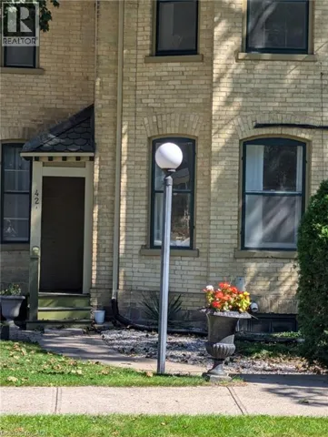 40-42 BLENHEIM Road Unit# 42A, Cambridge, Ontario N1S1E6