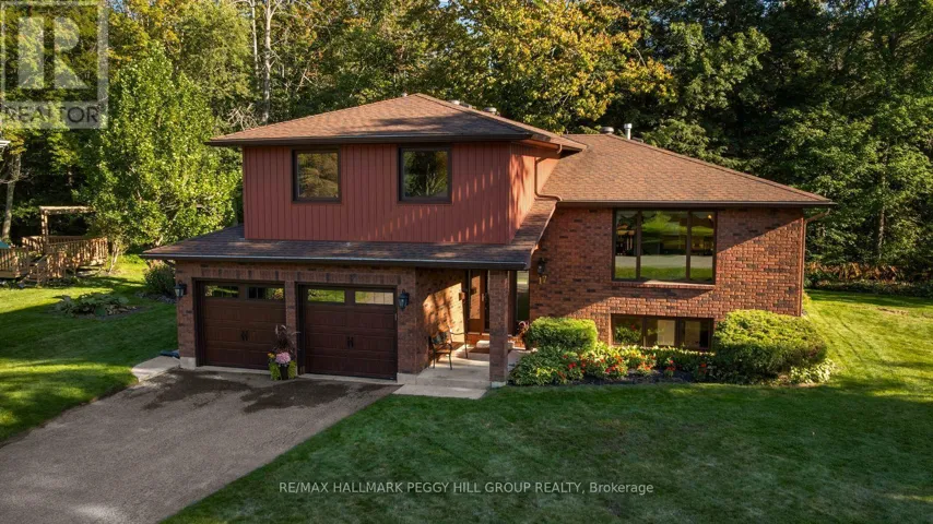 17 HOLLOWAY LANE, Springwater (Midhurst), Ontario L9X0M7