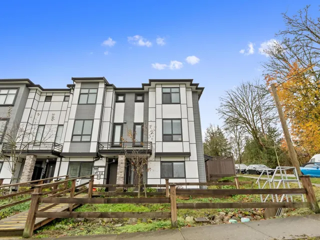 14002 60A AVENUE, Surrey, British Columbia V3X0J9