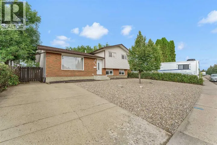 218 Carry Drive SE, Medicine Hat, Alberta T1B1N5