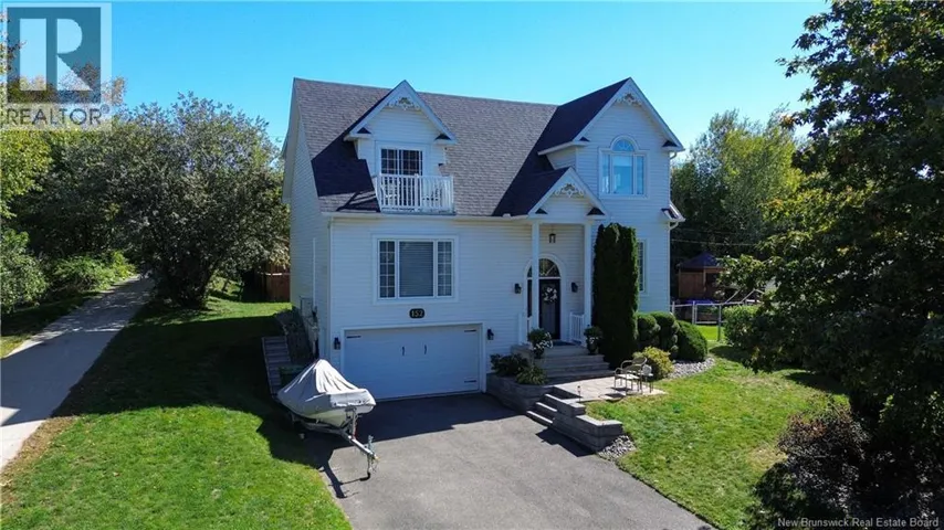 152 Wiggins Drive, Fredericton, New Brunswick E3A5N7
