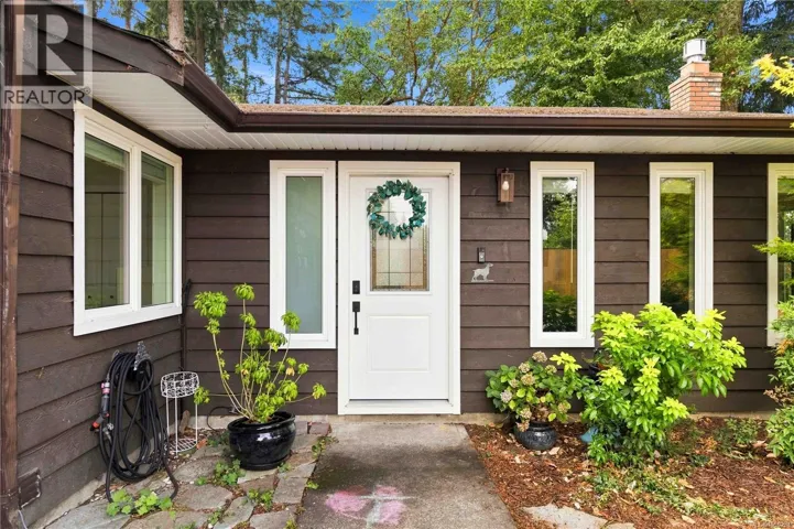 B 2319 Sooke Rd, Colwood, British Columbia V9B1X6