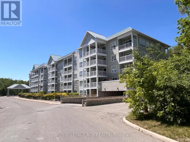 212 - 900 BOGART MILL TRAIL, Newmarket (Gorham-College Manor), Ontario L3Y8V5