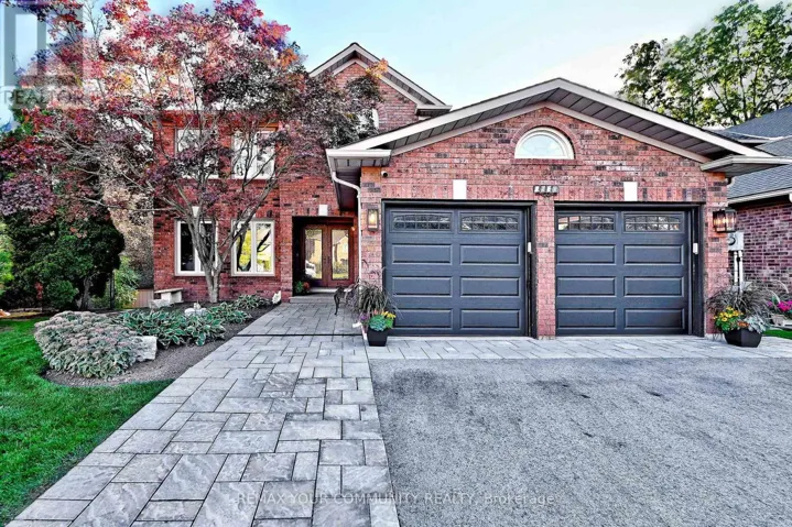 1530 CANADA COURT, Oakville (CP College Park), Ontario L6H5A8