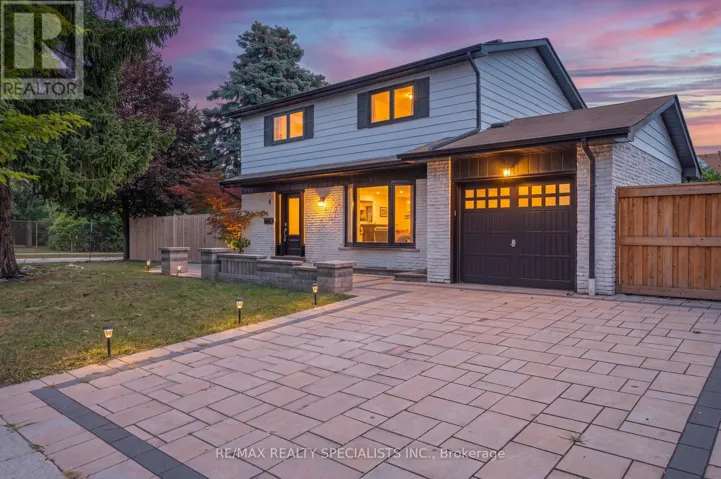 8 CULHAM STREET, Oakville (CP College Park), Ontario L6H1G4