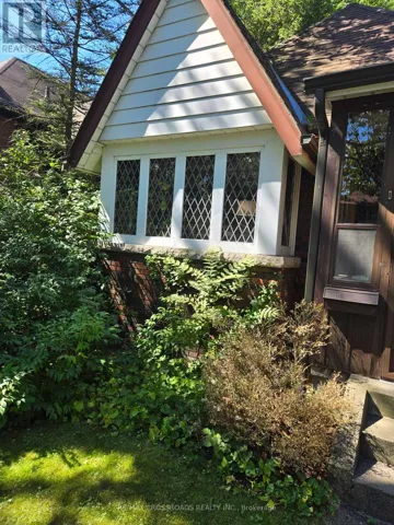 274 INDIAN ROAD, Toronto (High Park-Swansea), Ontario M6R2X2