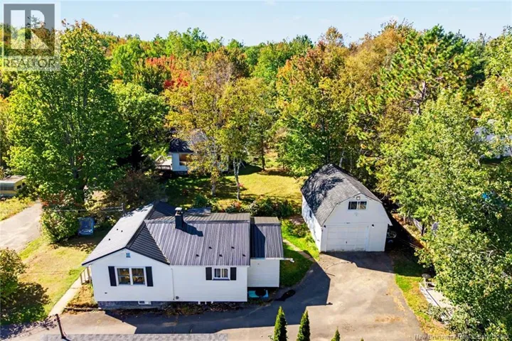 74 Chestnut Street, Minto, New Brunswick E4B3L5