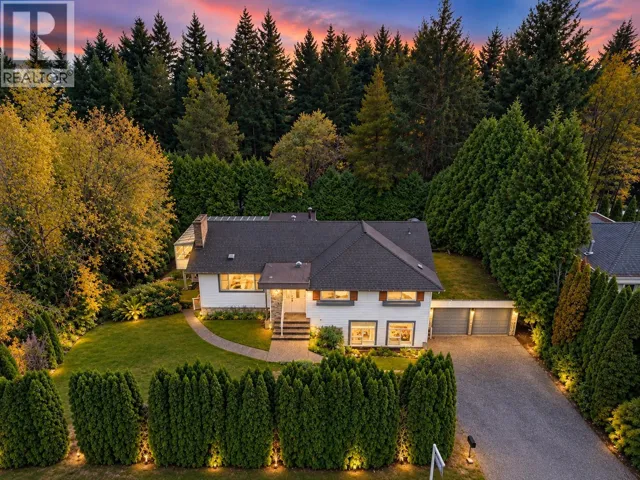 4380 WOODCREST ROAD, West Vancouver, British Columbia V7S2W1