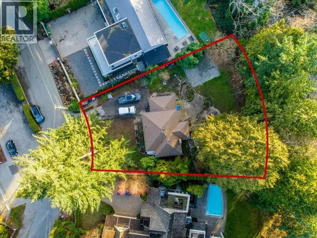 4325 MORGAN CRESCENT, West Vancouver, British Columbia V7V2P1