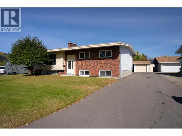 4334 EAGLENEST CRESCENT, Prince George, British Columbia V2M4Y6